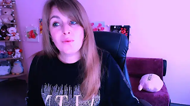 Hot Milady online show from 03/24/26, 09:20