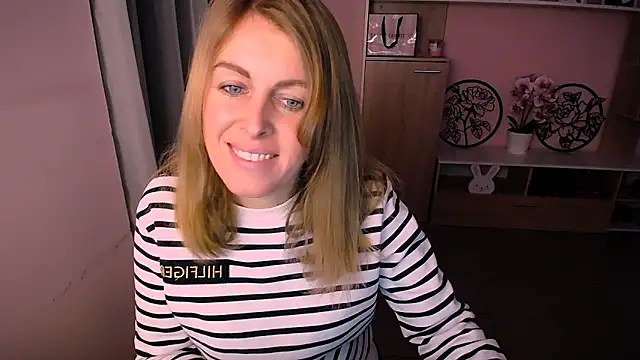 Snapshot of Hot_Milady chatting on 01/20/25, 08:19 Hot Milady online show from 01/20/25, 08:19