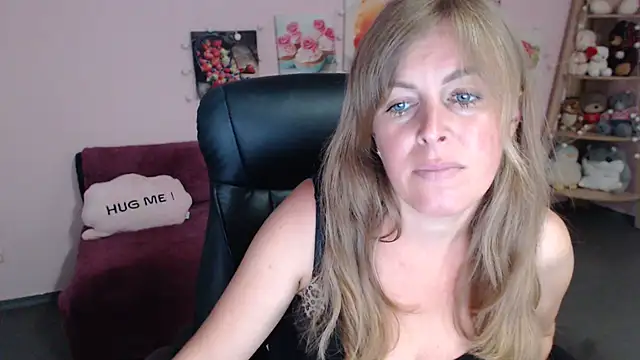 Snapshot of Hot_Milady chatting on 07/09/26, 07:53 Hot Milady online show from 07/09/26, 07:53