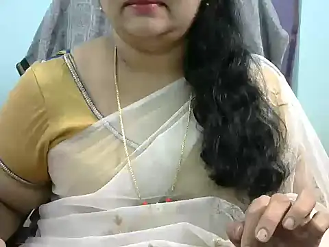 Snapshot of Naughty_Nityaa chatting on 03/05/25, 05:50 Naughty Nityaa online show from 03/05/25, 05:50