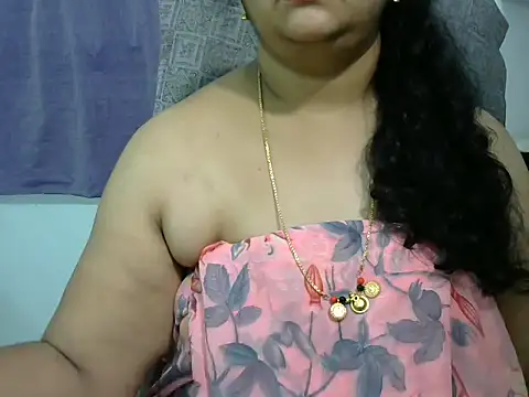 Snapshot of Naughty_Nityaa chatting on 03/06/25, 08:16 Naughty Nityaa online show from 03/06/25, 08:16