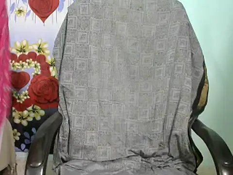 Snapshot of Naughty_Nityaa chatting on 03/16/25, 09:37 Naughty Nityaa online show from 03/16/25, 09:37