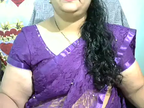 Snapshot of Naughty_Nityaa chatting on 03/18/25, 03:33 Naughty Nityaa online show from 03/18/25, 03:33