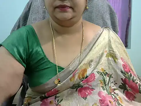 Snapshot of Naughty_Nityaa chatting on 03/05/25, 07:05 Naughty Nityaa online show from 03/05/25, 07:05