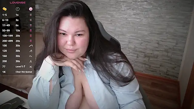 NicaMeow online show from 02/11/25, 09:52