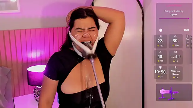 klhoe boobs online show from 03/27/26, 08:26