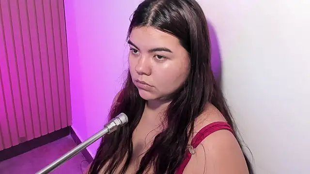 klhoe boobs online show from 07/18/26, 07:44