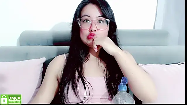 mariana katto online show from 03/25/26, 07:35