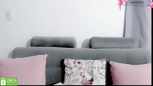 mariana katto online show from 05/18/26, 08:02