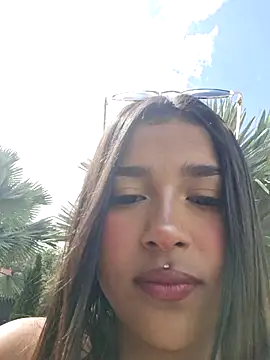 Snapshot of Mariangel_11 chatting on 10/07/25, 02:07 Mariangel 11 online show from 10/07/25, 02:07