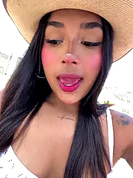 Mariangel 11 online show from 12/17/25, 02:11