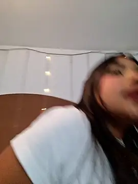 Mariangel 11 online show from 10/27/25, 03:24