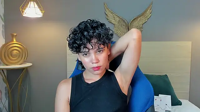 Snapshot of fernanda_indie chatting on 02/11/25, 03:29 fernanda indie online show from 02/11/25, 03:29