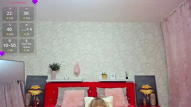 KattyPeachX online show from 12/18/25, 01:22