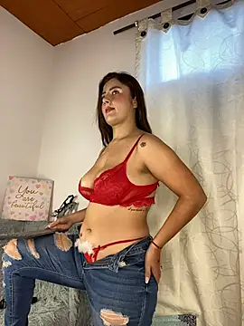 Snapshot of Susi_30 chatting on 06/21/26, 10:48 Susi 30 online show from 06/21/26, 10:48