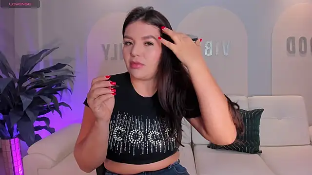 ValeriaRoldanX online show from 06/27/26, 12:00
