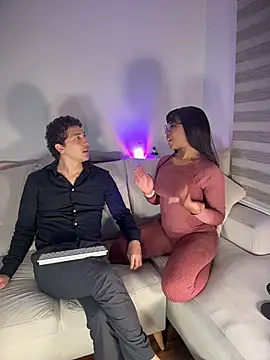 tiana nave online show from 02/17/26, 01:47