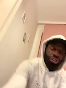 MacTroy online show from 10/27/25, 10:54