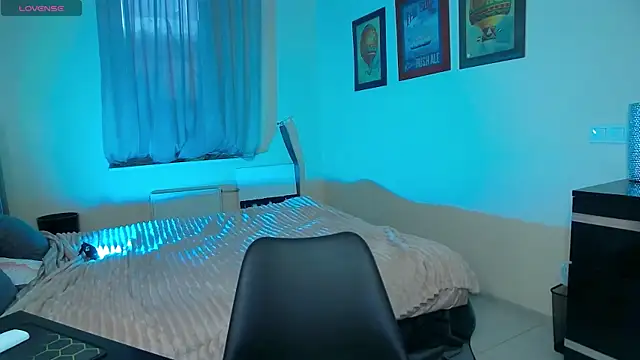 Lillianhot68 online show from 04/13/26, 06:50