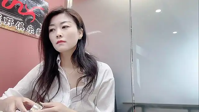 QianF-666 online show from 10/20/25, 02:13