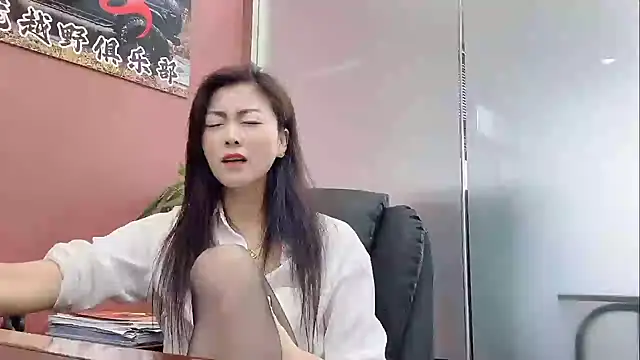 QianF-666 online show from 10/12/25, 02:57