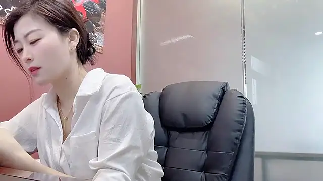 QianF-666 online show from 10/18/25, 03:19