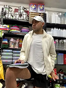 JuanZapata33 online show from 11/24/25, 10:43