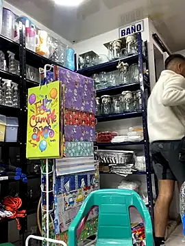 JuanZapata33 online show from 12/03/25, 09:58