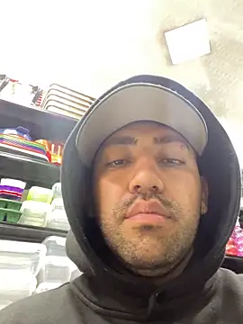 JuanZapata33 online show from 02/02/26, 09:36