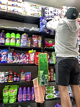 JuanZapata33 online show from 03/07/25, 06:22