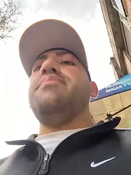 JuanZapata33 online show from 03/16/25, 09:16