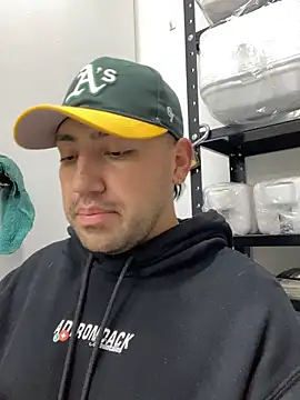 JuanZapata33 online show from 09/25/25, 11:00