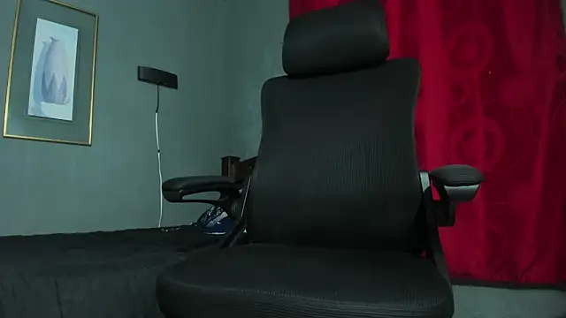 Travistanner 28 online show from 02/21/26, 10:50