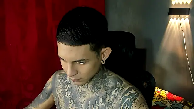 Travistanner 28 online show from 02/18/26, 12:01