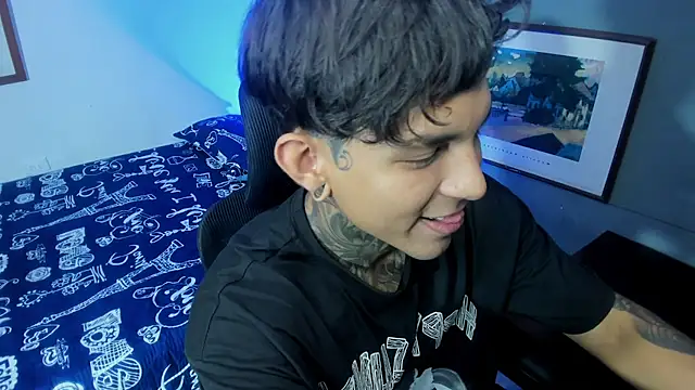 Travistanner 28 online show from 11/08/25, 05:05