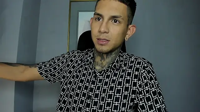 Travistanner 28 online show from 02/04/26, 06:41