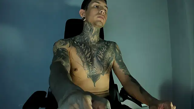 Travistanner 28 online show from 04/17/26, 10:23