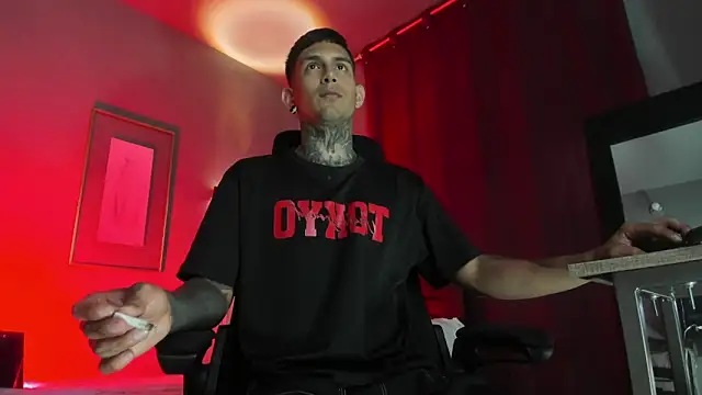 Travistanner 28 online show from 03/19/26, 12:21