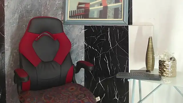 FRAN DESS online show from 04/05/26, 08:59