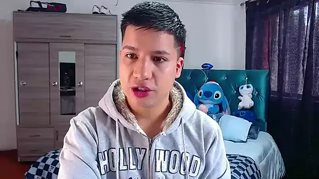 Snapshot of Randy_horny chatting on 04/08/26, 04:41 Randy horny online show from 04/08/26, 04:41