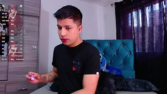 Snapshot of Randy_horny chatting on 03/29/26, 01:24 Randy horny online show from 03/29/26, 01:24