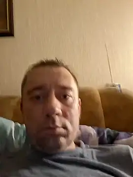 Andrelis122 online show from 11/30/25, 07:36