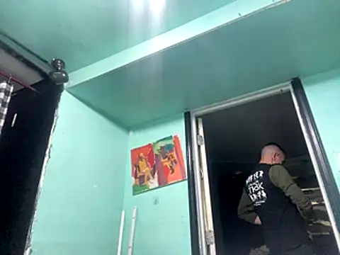 Gman143187 online show from 10/27/25, 08:10