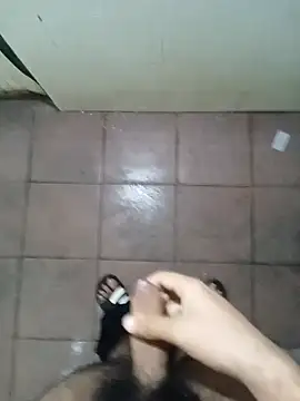 weeif online show from 12/28/24, 12:57