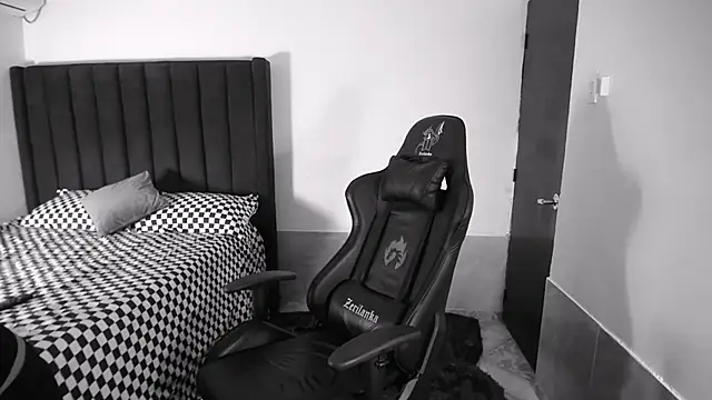 man dur07 online show from 10/30/25, 10:50