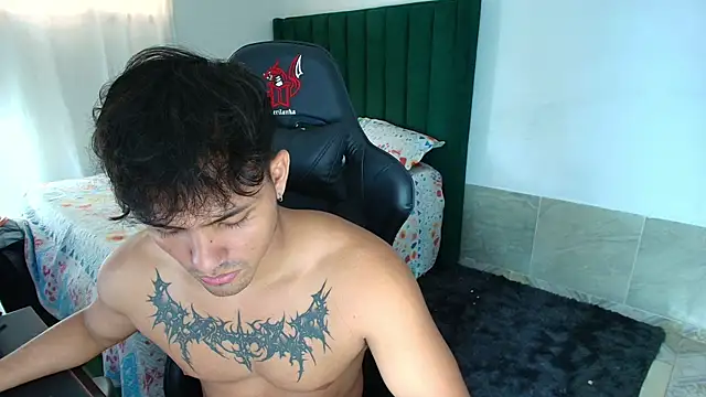 man dur07 online show from 04/15/26, 07:58