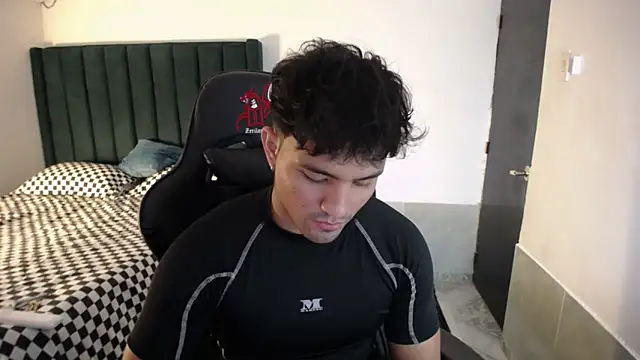 man dur07 online show from 11/05/25, 06:33