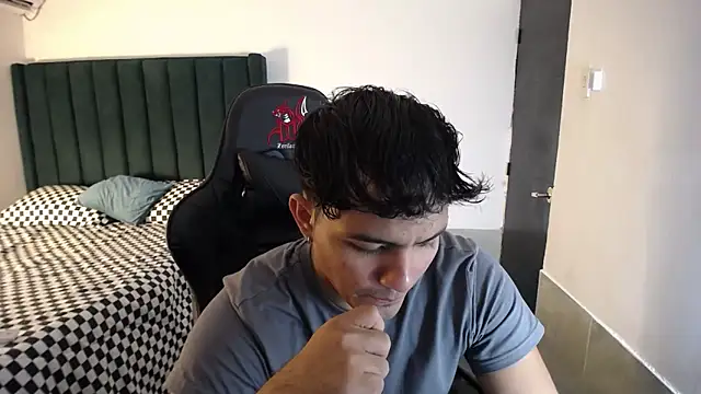 man dur07 online show from 10/27/25, 06:53