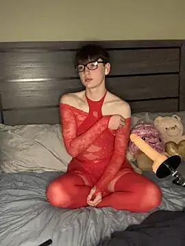 Snapshot of YourFavTwinkie chatting on 03/15/25, 06:36 YourFavTwinkie online show from 03/15/25, 06:36