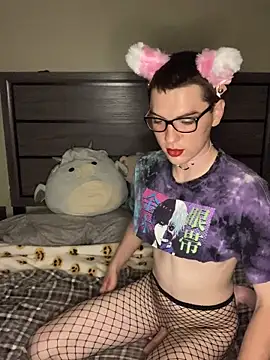 Snapshot of YourFavTwinkie chatting on 11/08/25, 07:34 YourFavTwinkie online show from 11/08/25, 07:34